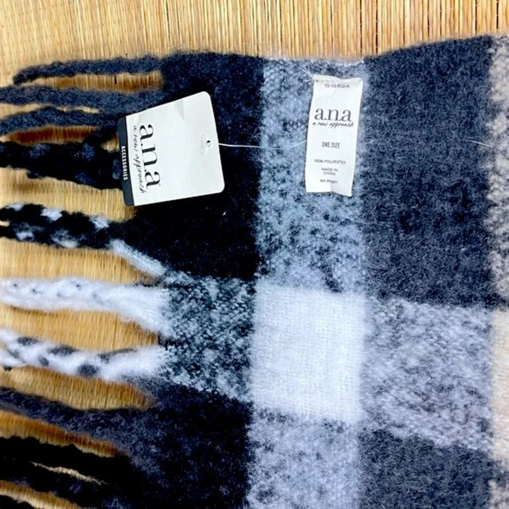 a.n.a. NWT Plush Plaid Brushed Blanket Scarf Wraps